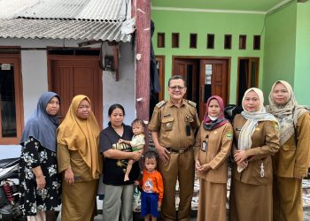 Peduli Kesehatan Gizi Warga, Camat Cibeber Sofan Maksudi Salurkan Bantuan Langsung ke Masyarakat